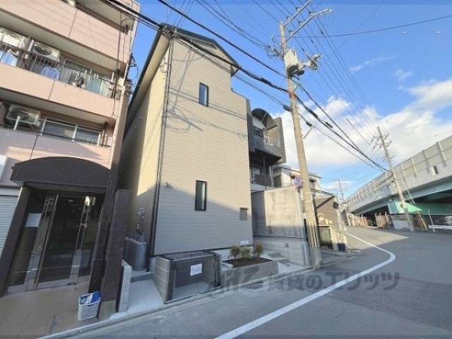 ハーモニーテラス豊後橋町A外観写真1