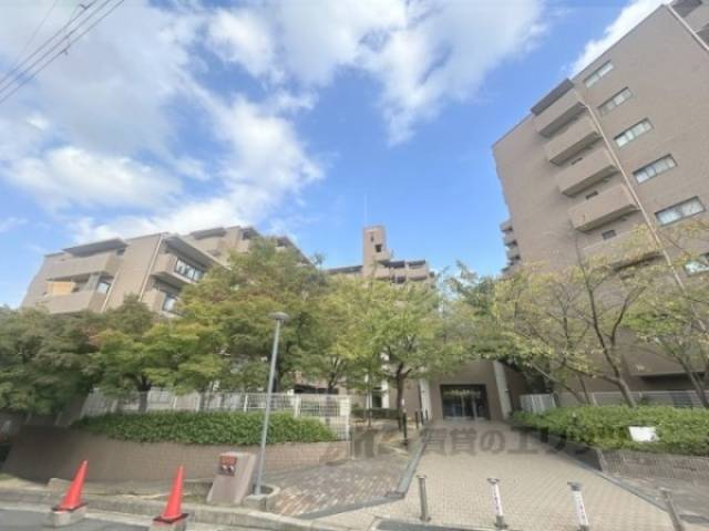 ダイアパレス枚方山田池公園外観写真1