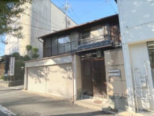 北大路駅より徒歩19分 築100年2ヶ月 2階建の賃貸物件