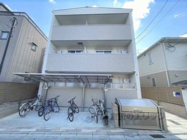 クリエオーレ友井外観写真1