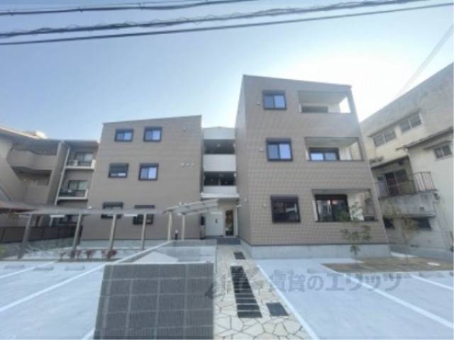 シエーナ楠葉ジェミオス外観写真1