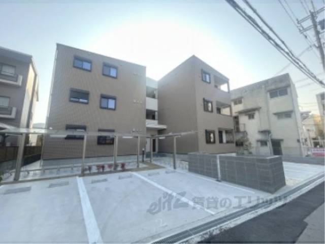 シエーナ楠葉ジェミオス外観写真2