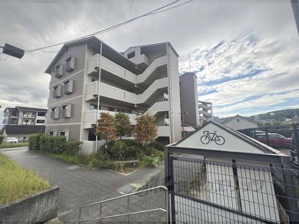 175183の外観写真