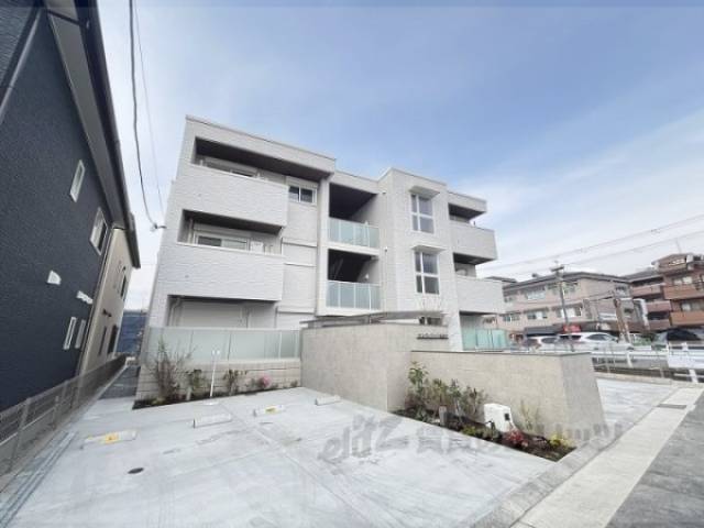 サンヴィアンテ長尾２外観写真1