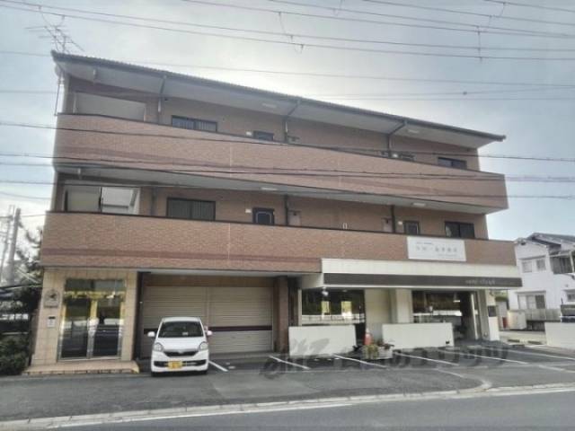 学園前西ラン・ビレッジ外観写真2