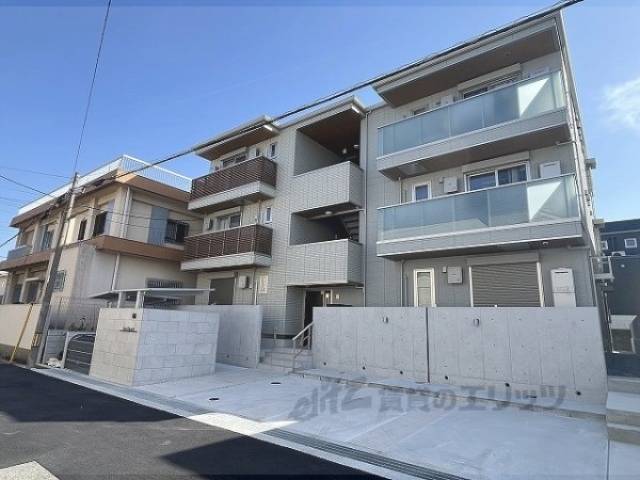 ｂｒｉｌａｎｔ外観写真2