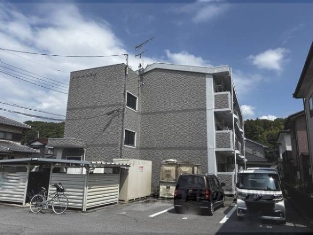フローレス後三条外観写真2