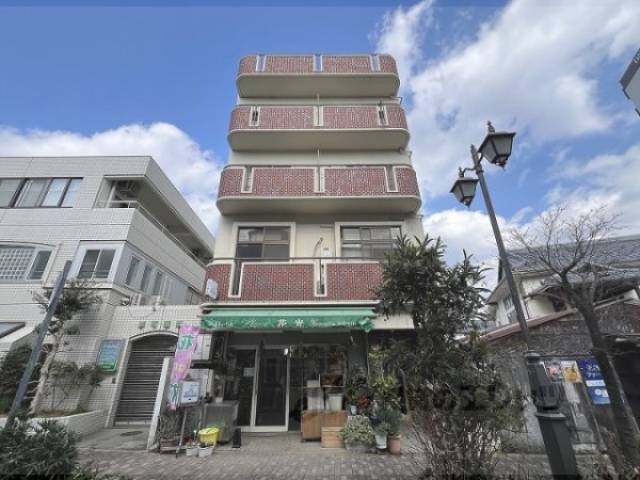 カーサ鹿谷外観写真1