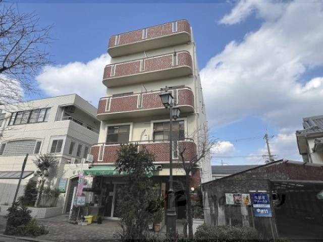 カーサ鹿谷外観写真3