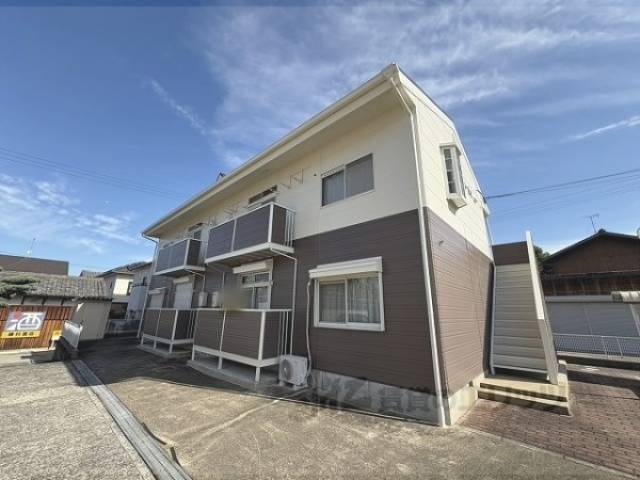 ヴィラコート香芝外観写真1