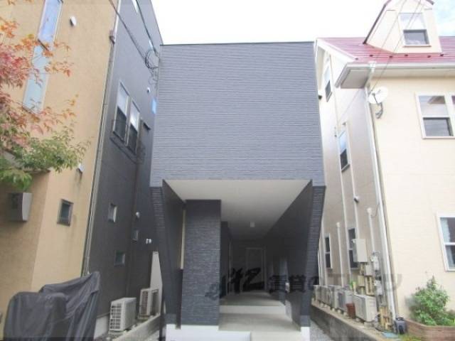 PLAISIR外観写真1