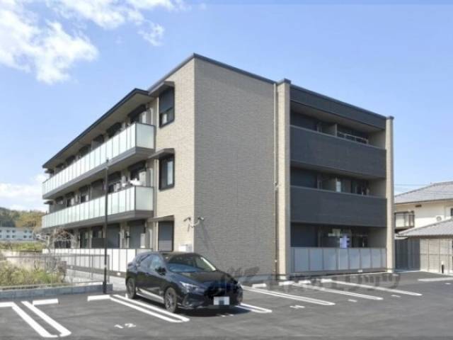 シャーメゾンＭ―ｓｉｘ外観写真3