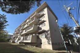 西大寺住宅６号棟外観写真