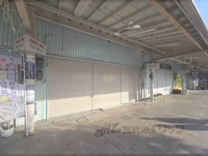 大和八木高架下貸建物外観写真1