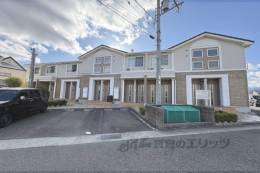 エレガンシア外観写真