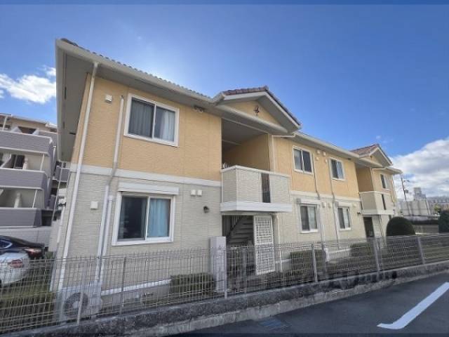 ウエストハイツ外観写真1