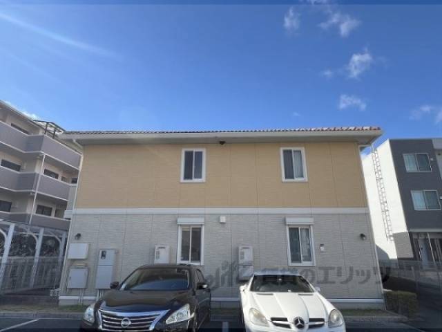 ウエストハイツ外観写真2