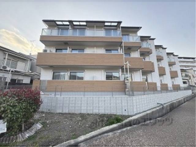 LEI椥辻外観写真2