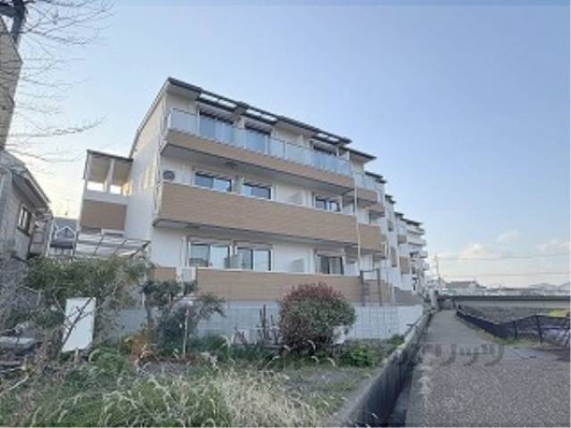 LEI椥辻外観写真3