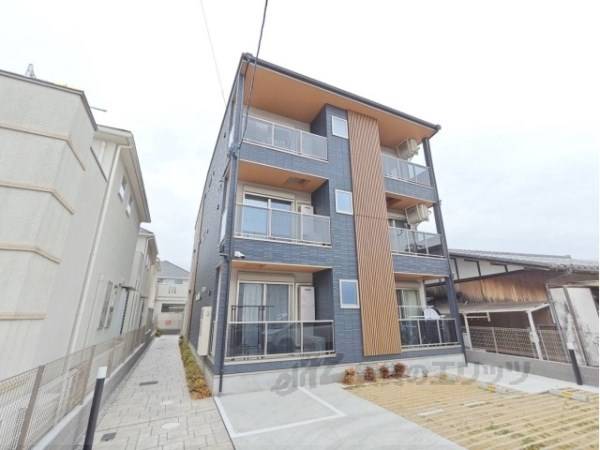 176815の外観写真