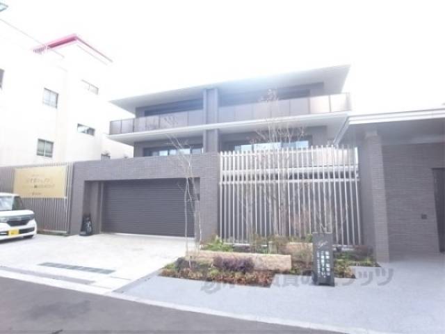 ジオ桂シェノン外観写真1