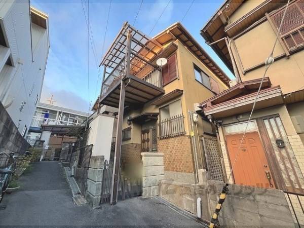 177079の外観写真
