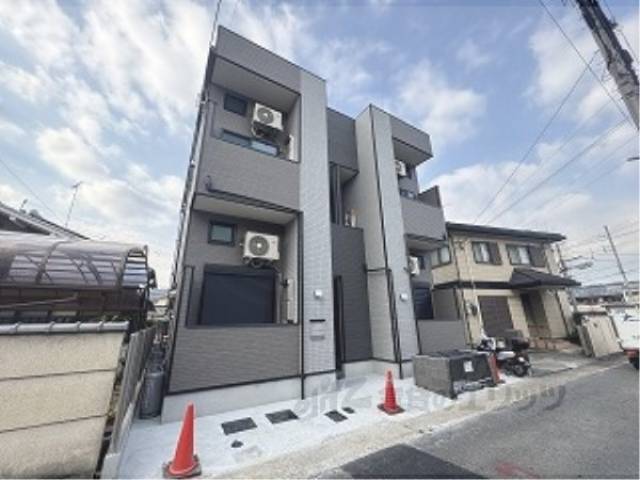 ハーモニテラス栗栖野華ノ木町外観写真1