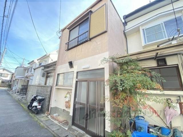 貸家外観写真1