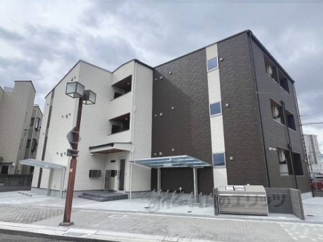 シエーナ川西美園外観写真3