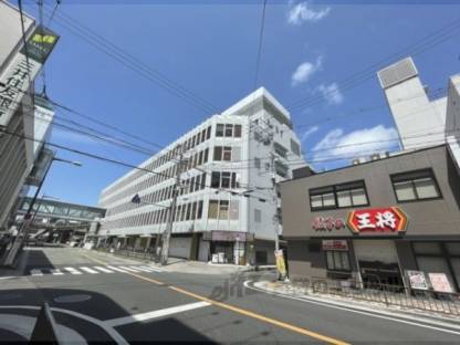 ひらかたサンプラザ3号館外観写真3