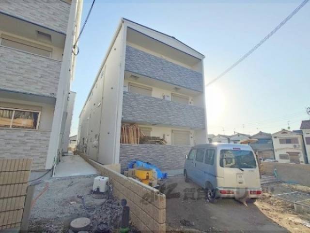 フォレストクリエオーレ枚岡壱番館外観写真1