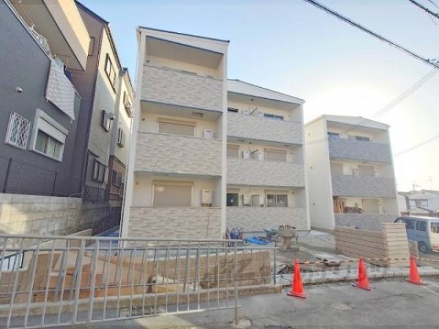 フォレストクリエオーレ枚岡弐番館外観写真1