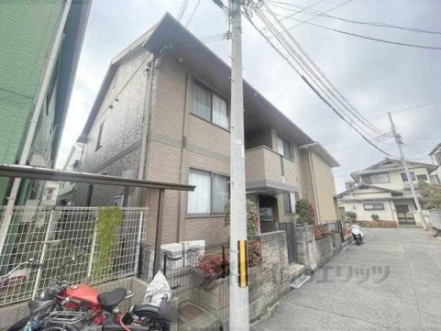 ラナ・カスターナ外観写真3