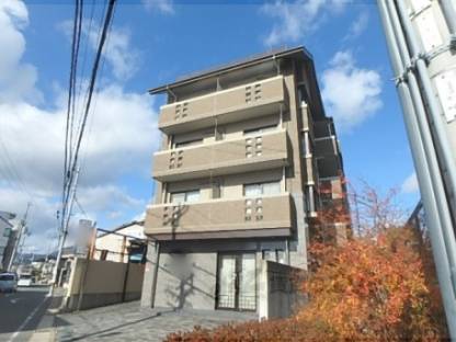 ＰＡＬＡＣＥ　ＦＩＲＳＴ　Ｑ外観写真2