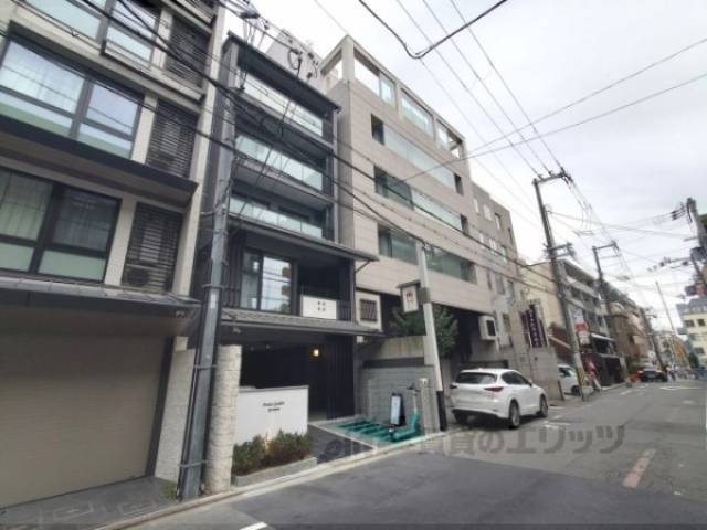 ＦｏｒｅｓｔＧａｒｄｅｎ室町御池外観写真2