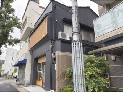 嵯峨新宮町54-24テナント外観写真1