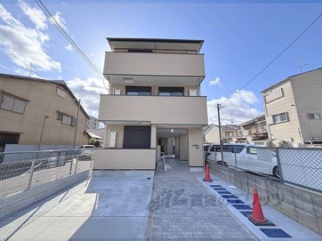 ALEGRIA六地蔵外観写真1