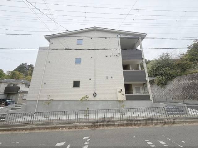 ジーメゾン小栗栖クレフィエ外観写真2