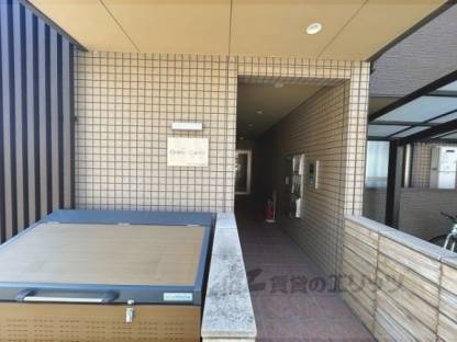 グランシャリオ長岡京１階事務所外観写真1