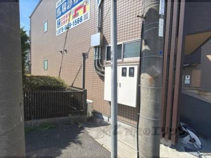 グランシャリオ長岡京１階事務所外観写真3