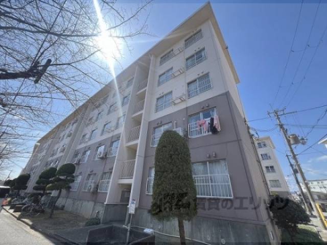 伊丹鴻池第4団地４号棟外観写真1