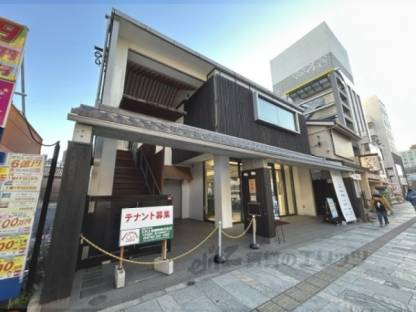 奈良市三条町492-1テナント外観写真1