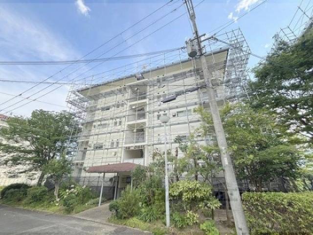 近鉄東生駒ガーデンハイツM棟外観写真2