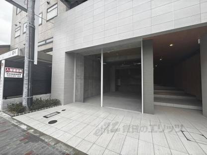 ゼフィランサス西大路(テナント)外観写真1