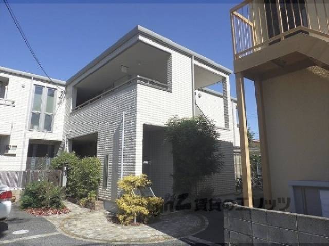 メゾン秋桜外観写真1