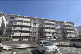 伊丹鴻池第２団地2号棟外観写真