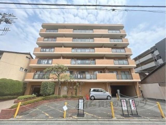 ライオンズマンション一条智恵光院外観写真2
