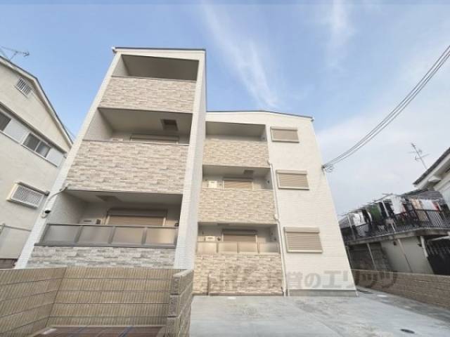 クリエオーレ倉治外観写真2