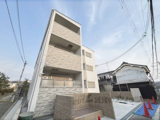 クリエオーレ倉治外観写真3