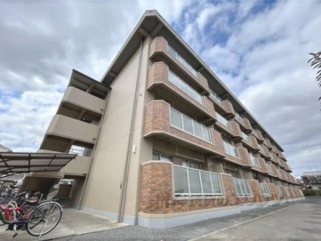 グランドハイツ森川外観写真1